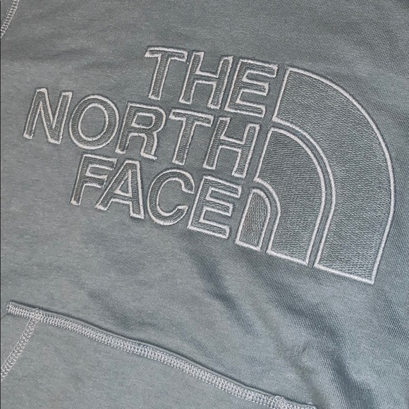 north face sobranta hoodie